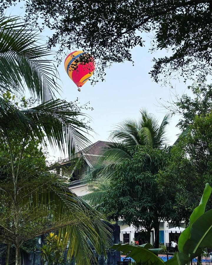 Vang Vieng Savanh Sunset View Resort Exteriör bild