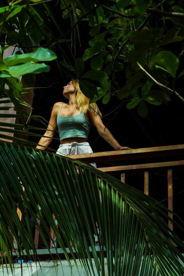 Vang Vieng Savanh Sunset View Resort Exteriör bild