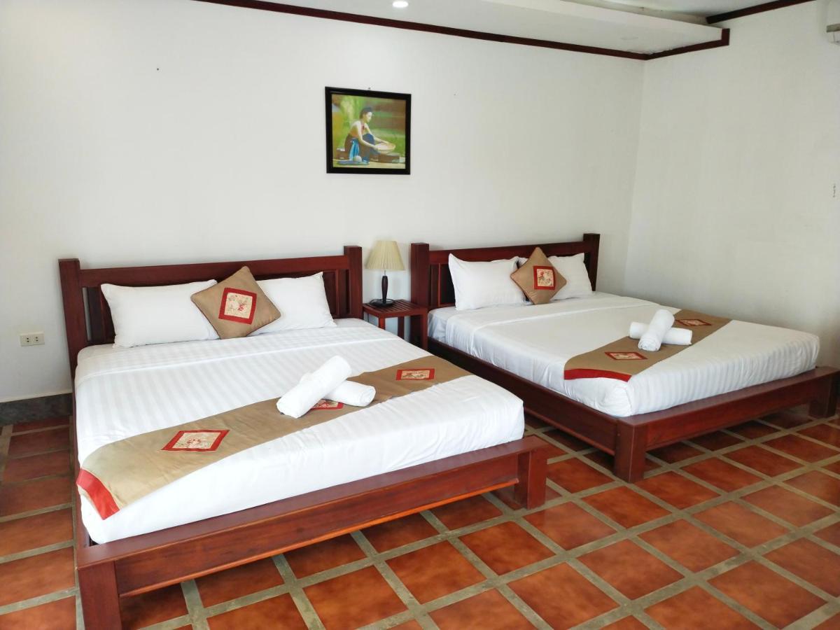 Vang Vieng Savanh Sunset View Resort Exteriör bild