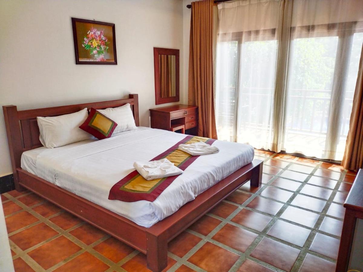Vang Vieng Savanh Sunset View Resort Exteriör bild