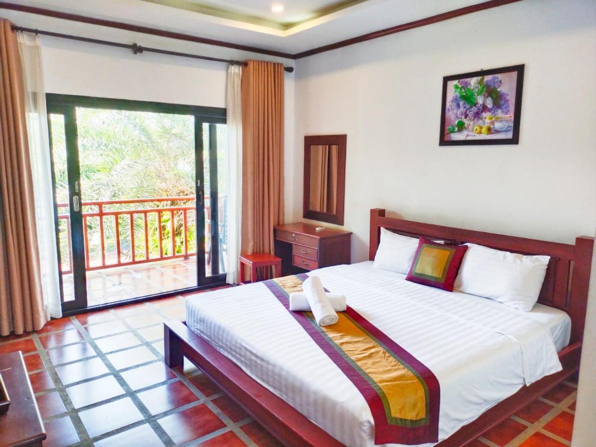 Vang Vieng Savanh Sunset View Resort Exteriör bild
