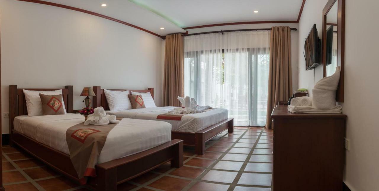 Vang Vieng Savanh Sunset View Resort Exteriör bild